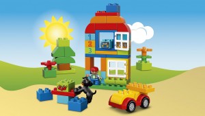 Đồ Chơi Lego Duplo All-In-One Box of Fun 10572 – Nhà của Tom