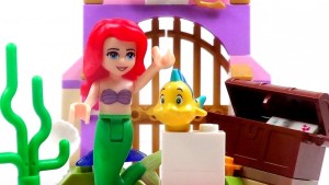 Đồ chơi Lego Disney Ariel’s Amazing Treasures 41050 – Kho báu của Ariel
