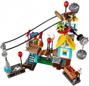 Đồ chơi Lego Angry Birds Pig City Teardown 75824 – Tấn công thành phố lợn