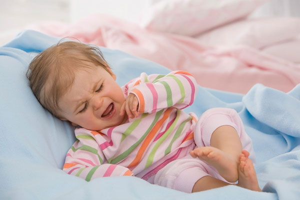 trẻ bị thiếu canxi, bị chàm sữa ở trẻ sơ sinh có nguy hiểm?