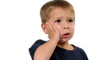 Trẻ bị quai bị uống thuốc gì? Chăm sóc và điều trị như thế nào ?